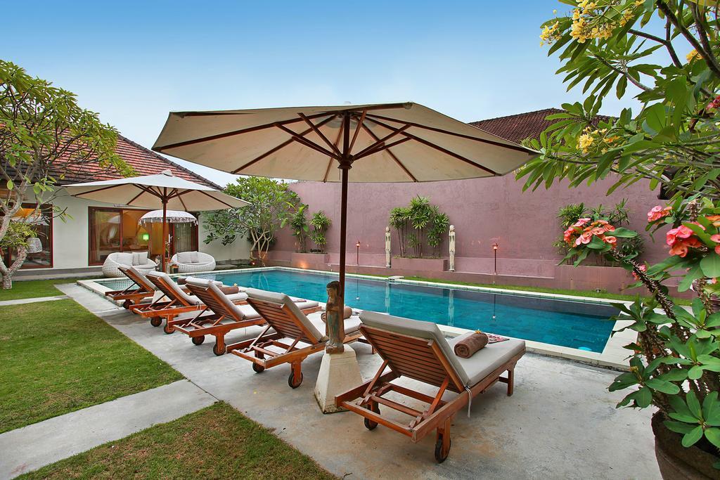 Villa Raull Seminyak Esterno foto